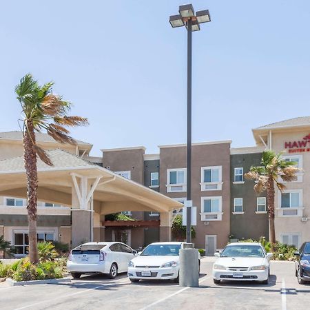 Hawthorn Suites Викторвилл Экстерьер фото